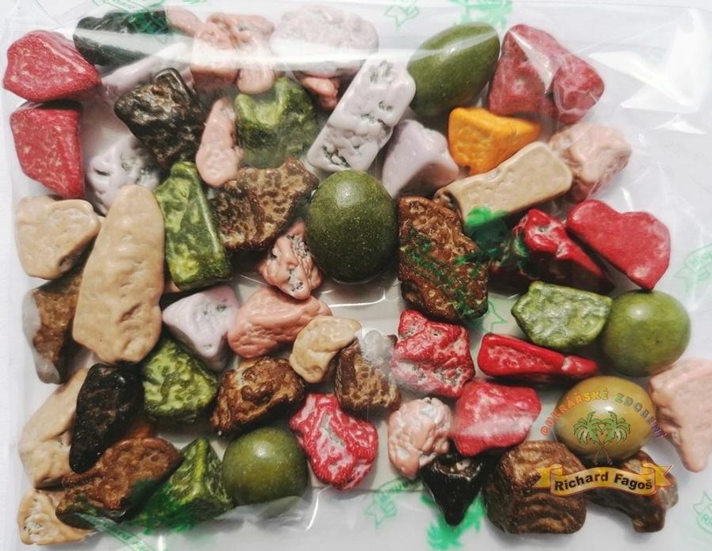 Csokoládé díszítő kavicsok 50 g - Fagoš